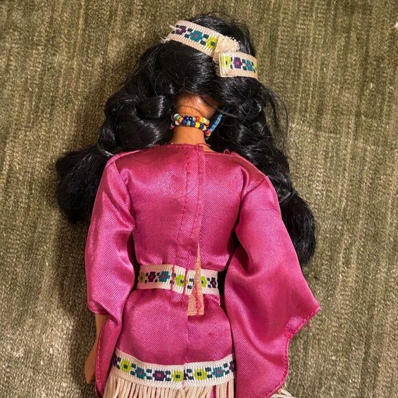 Barbie Native American Indian Doll Vintage Collectible by Mattel, Preloved Great - Picture 4 of 8